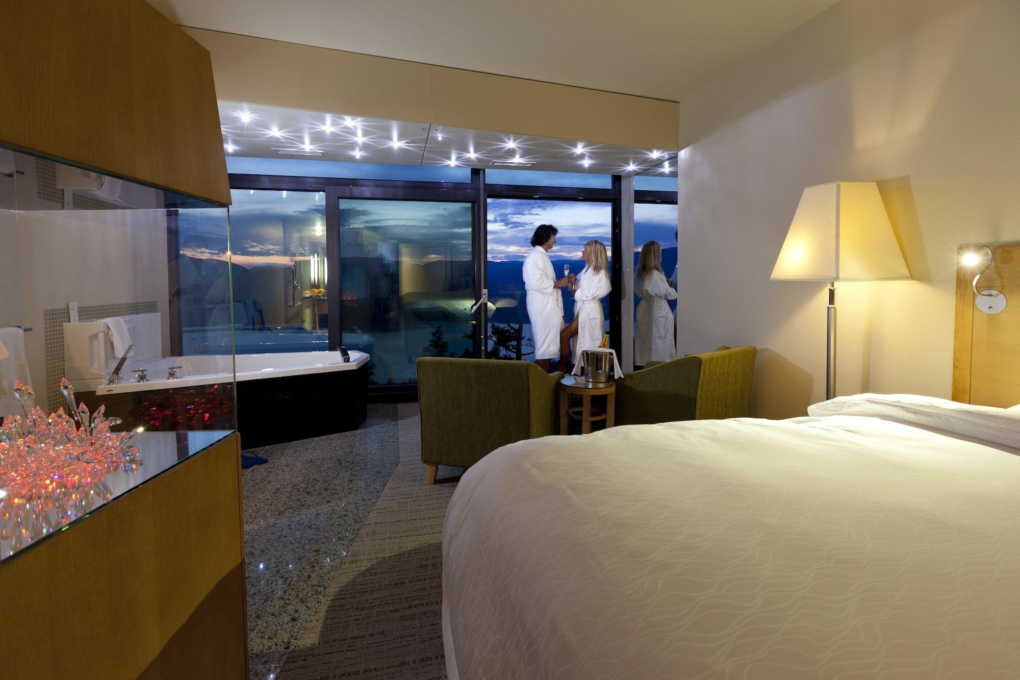 וורנון Sparkling Hill Resort And Spa - Adults-Only Resort מראה חיצוני תמונה